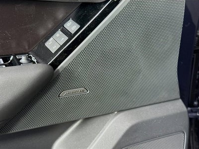 2026 Land Rover Range Rover Velar Dynamic SE