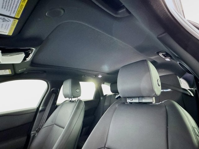 2026 Land Rover Range Rover Velar Dynamic SE