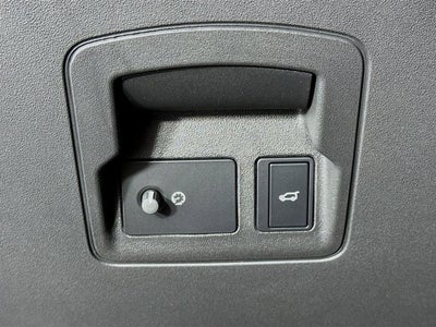 2026 Land Rover Range Rover Velar Dynamic SE