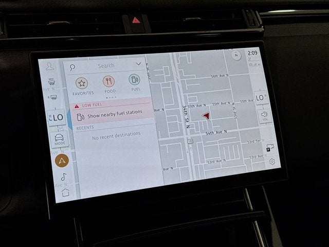 2026 Land Rover Range Rover Velar Dynamic SE