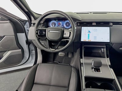 2026 Land Rover Range Rover Velar Dynamic SE
