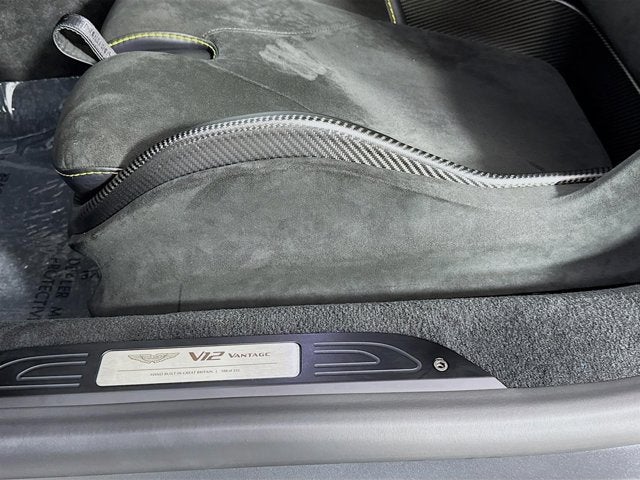 2023 Aston Martin Vantage Base