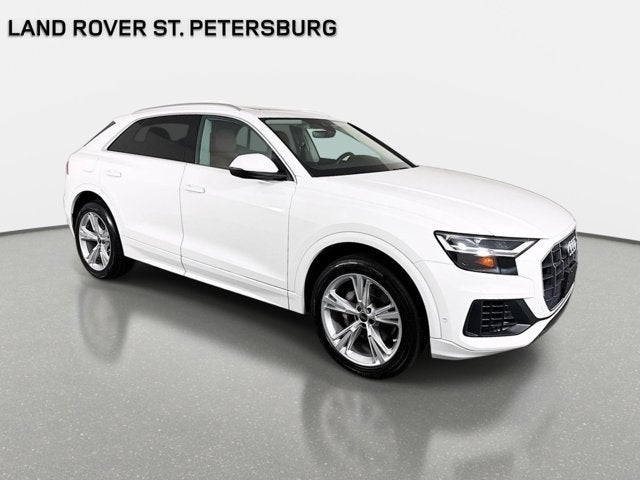 2022 Audi Q8 55 Premium Plus