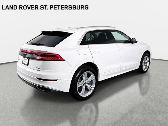 2022 Audi Q8 55 Premium Plus