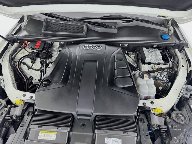 2021 Audi Q7 45 Premium Plus