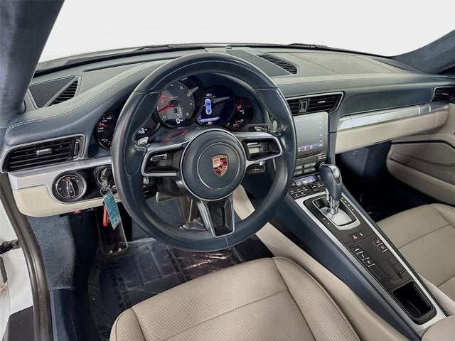 2017 Porsche 911 Carrera 4S