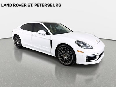2023 Porsche Panamera 4 Platinum Edition
