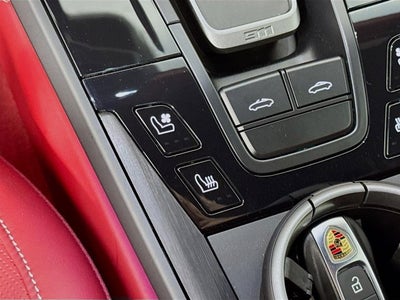 2025 Porsche 911 Targa 4 GTS