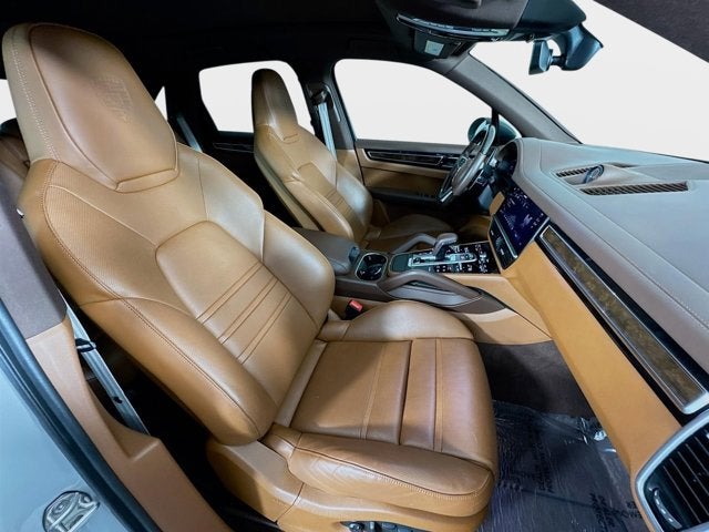 2023 Porsche Cayenne S Platinum Edition