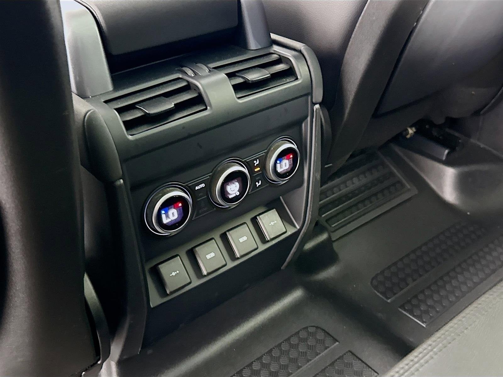 2020 Land Rover Defender First Edition