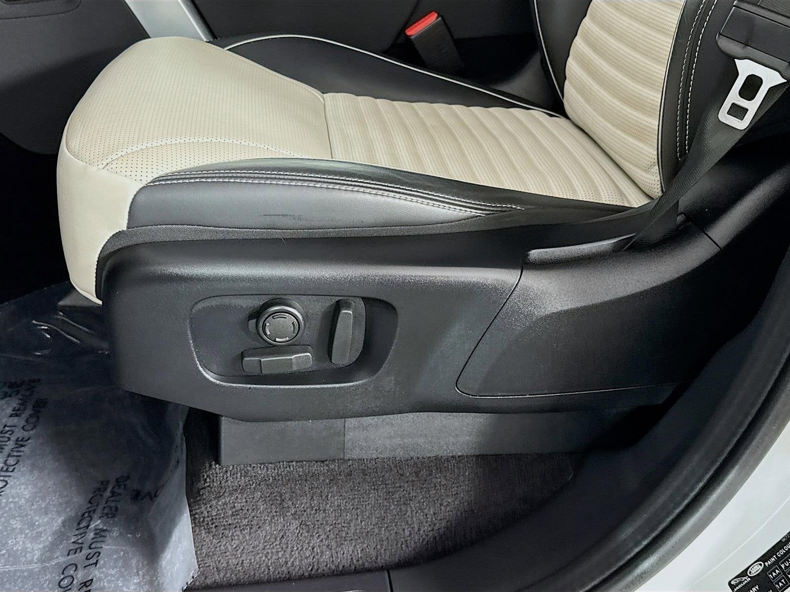 2023 Land Rover Discovery HSE R-Dynamic