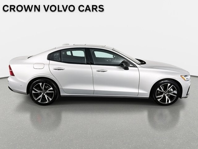 2025 Volvo S60 Plus
