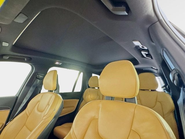 2022 Volvo XC90 Recharge Plug-In Hybrid Inscription