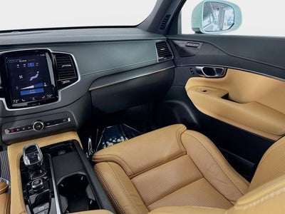 2022 Volvo XC90 Recharge Plug-In Hybrid Inscription