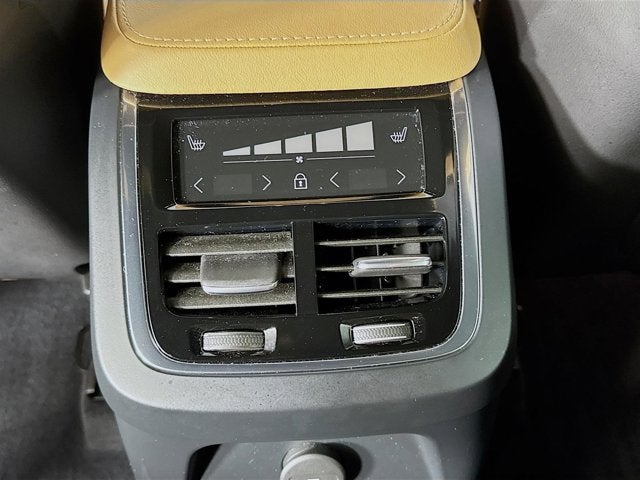 2022 Volvo XC90 Recharge Plug-In Hybrid Inscription