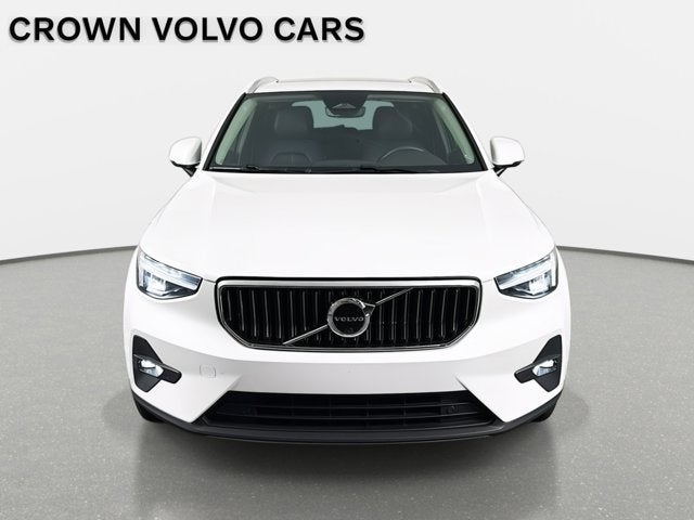 2023 Volvo XC40 Plus Bright Theme
