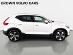 2023 Volvo XC40 Plus Bright Theme