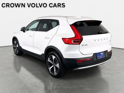 2023 Volvo XC40 Plus Bright Theme