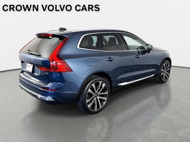 2023 Volvo XC60 Ultimate Bright Theme