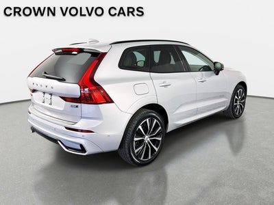 2023 Volvo XC60 Plus Dark Theme