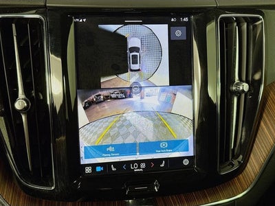 2024 Volvo XC60 Plus Dark Theme