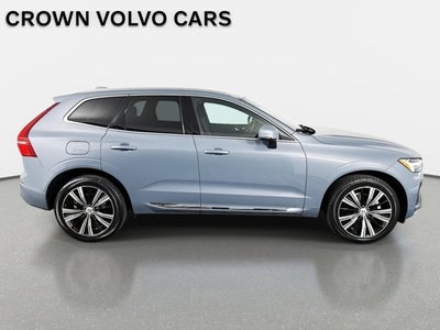 2023 Volvo XC60 Plus Bright Theme