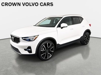 2024 Volvo XC40 Ultimate Bright Theme