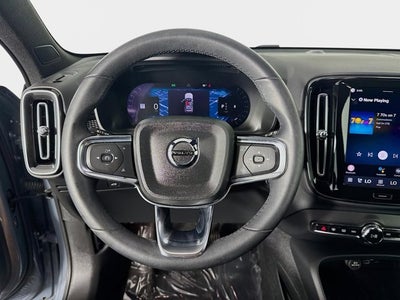2023 Volvo XC40 Plus Dark Theme