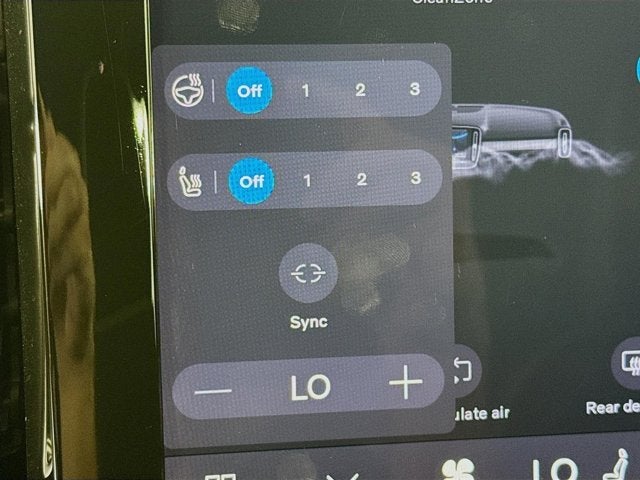 2023 Volvo XC40 Plus Dark Theme