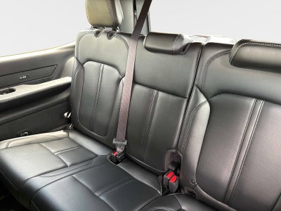 2023 Jeep Wagoneer Base