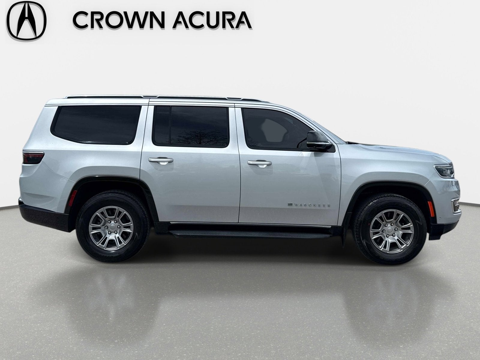 2023 Jeep Wagoneer Base