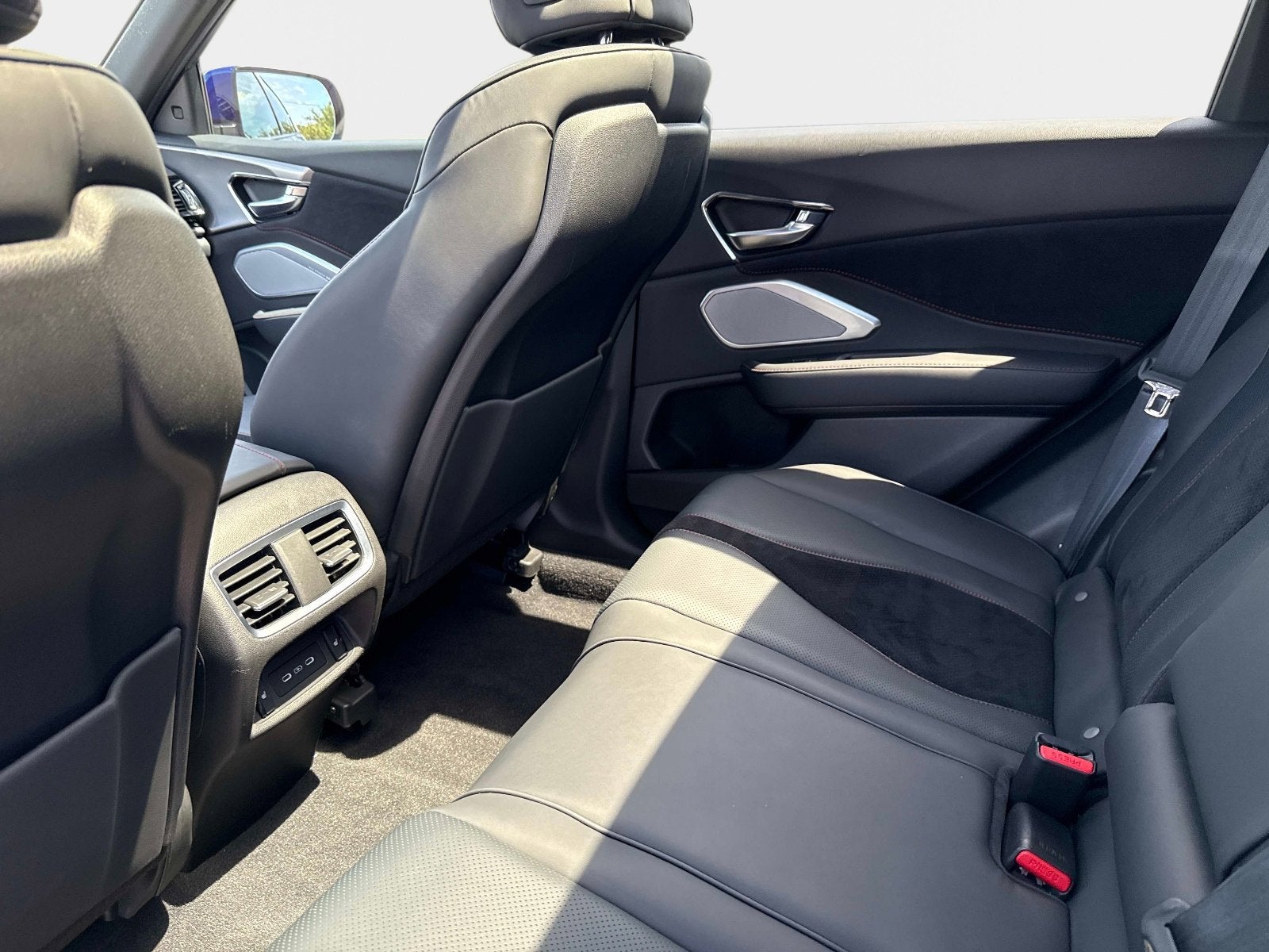 2024 Acura RDX w/A-Spec Advance Package