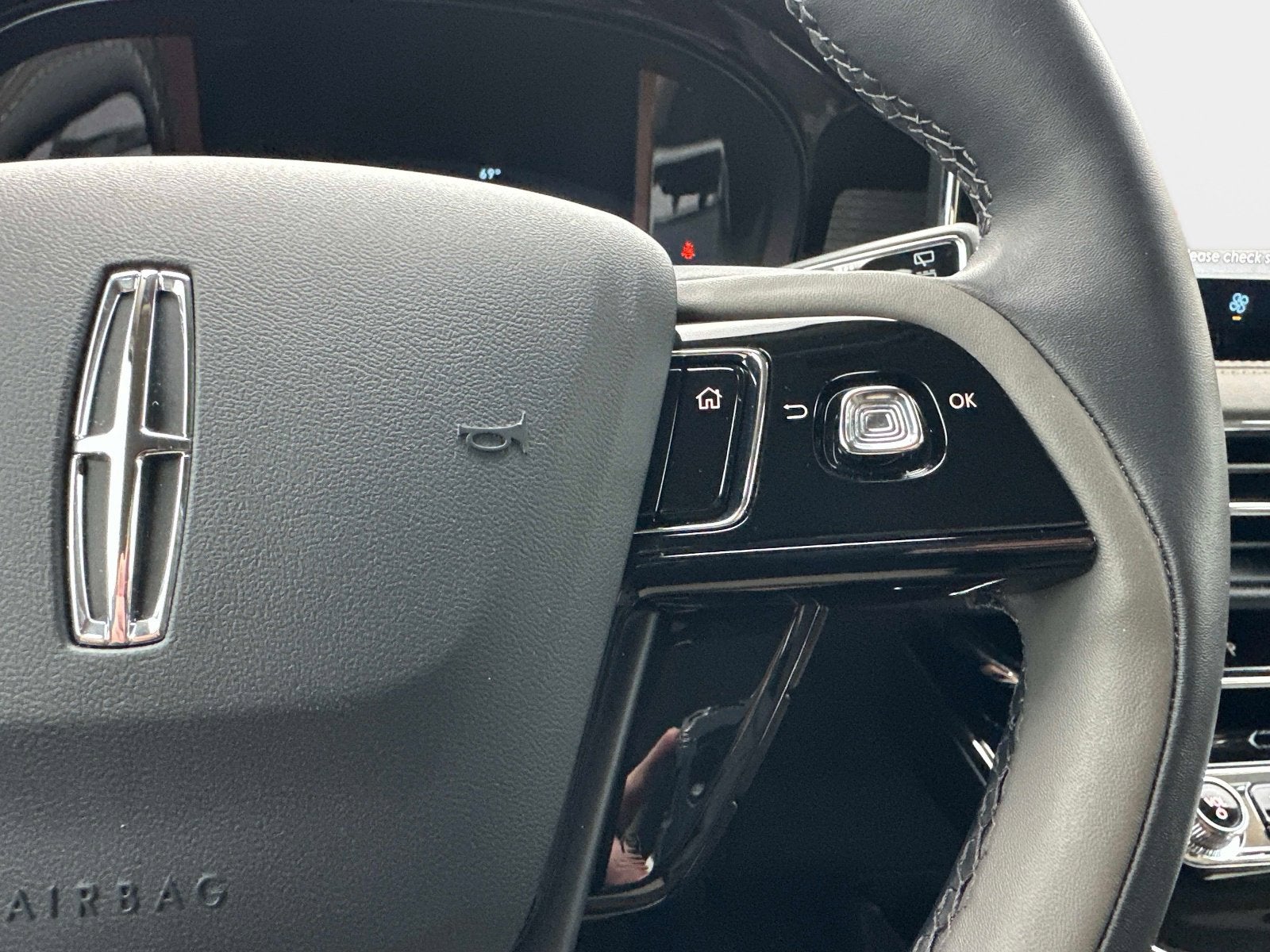 2024 Lincoln Corsair Premiere