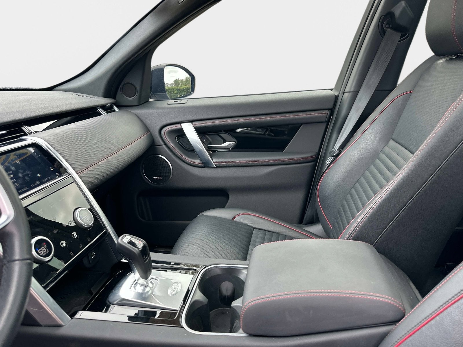 2023 Land Rover Discovery Sport SE R-Dynamic