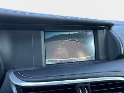 2017 INFINITI QX30 Premium